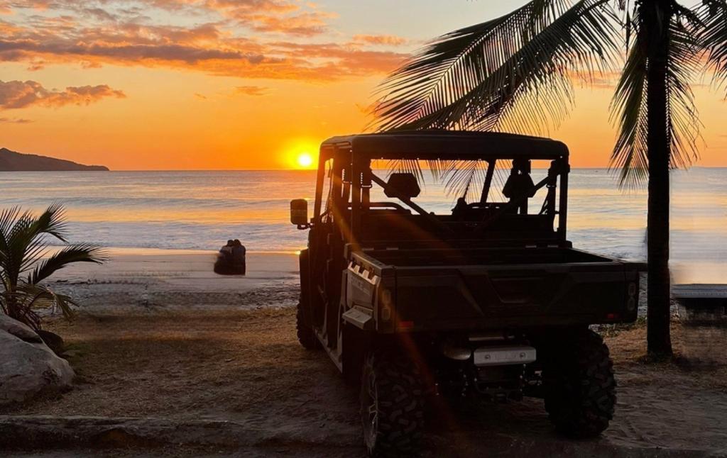 Buggy Ride – Beaches and Mountains